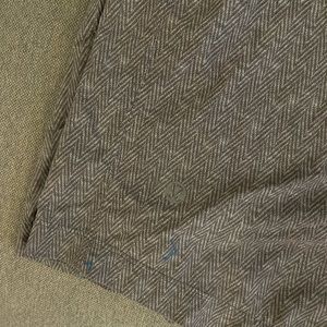 Lululemon Mens athletic shorts. 7”. Medium.